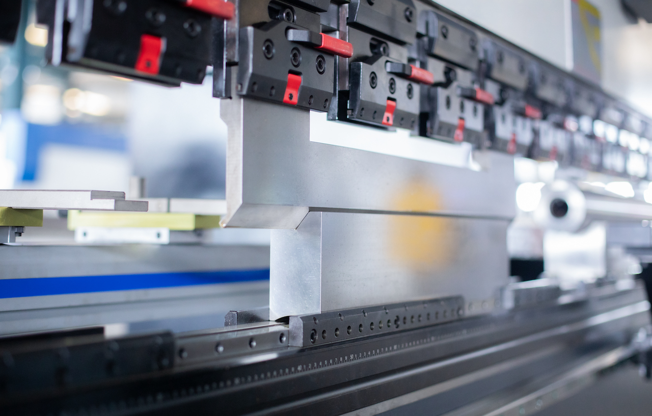 100t Hydraulic Cnc Brake Press Crowning Cnc Press Brake Delem 100t Hydraulic Cnc Brek Press Crowning Cnc Press Brek Delem