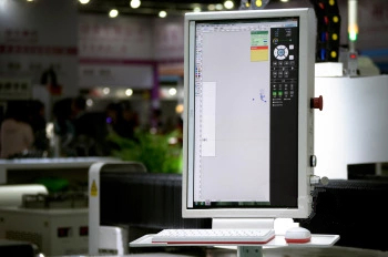 1500*3000mm 500w Racuys Or Ipg Fiber Laser Cutting Machine Mesin Pemotong Laser Fiber 1500*3000mm 500w Racuys Atau Ipg