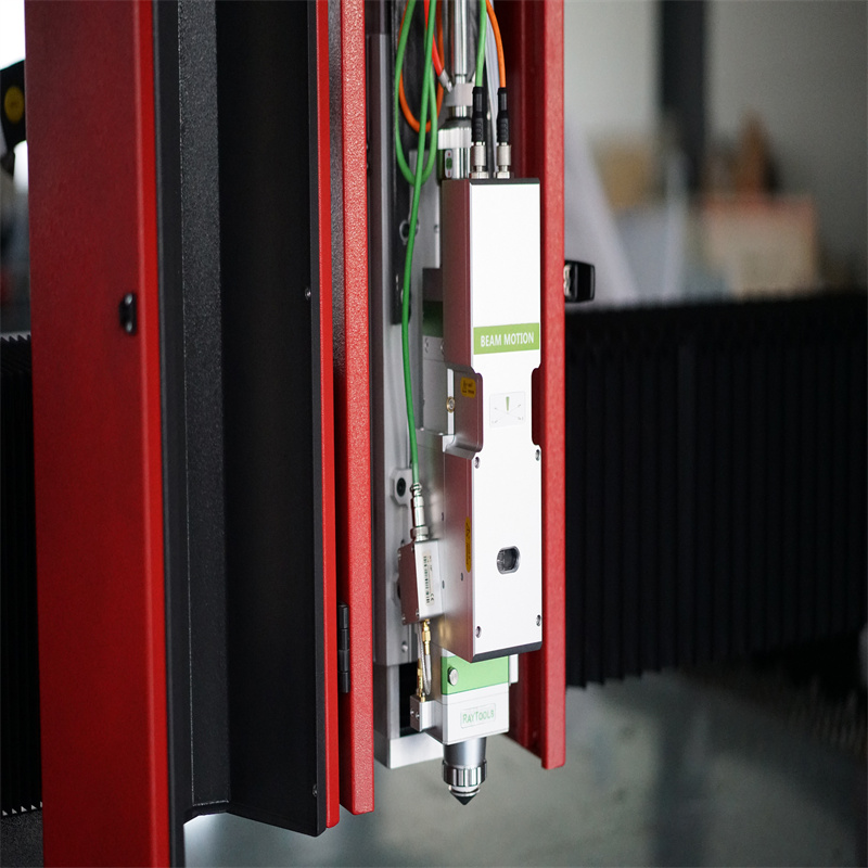 1530 2040 2060 2580 Mesin Pemotong Laser Gentian Automatik Tugas Berat Untuk Keluli Tahan Karat