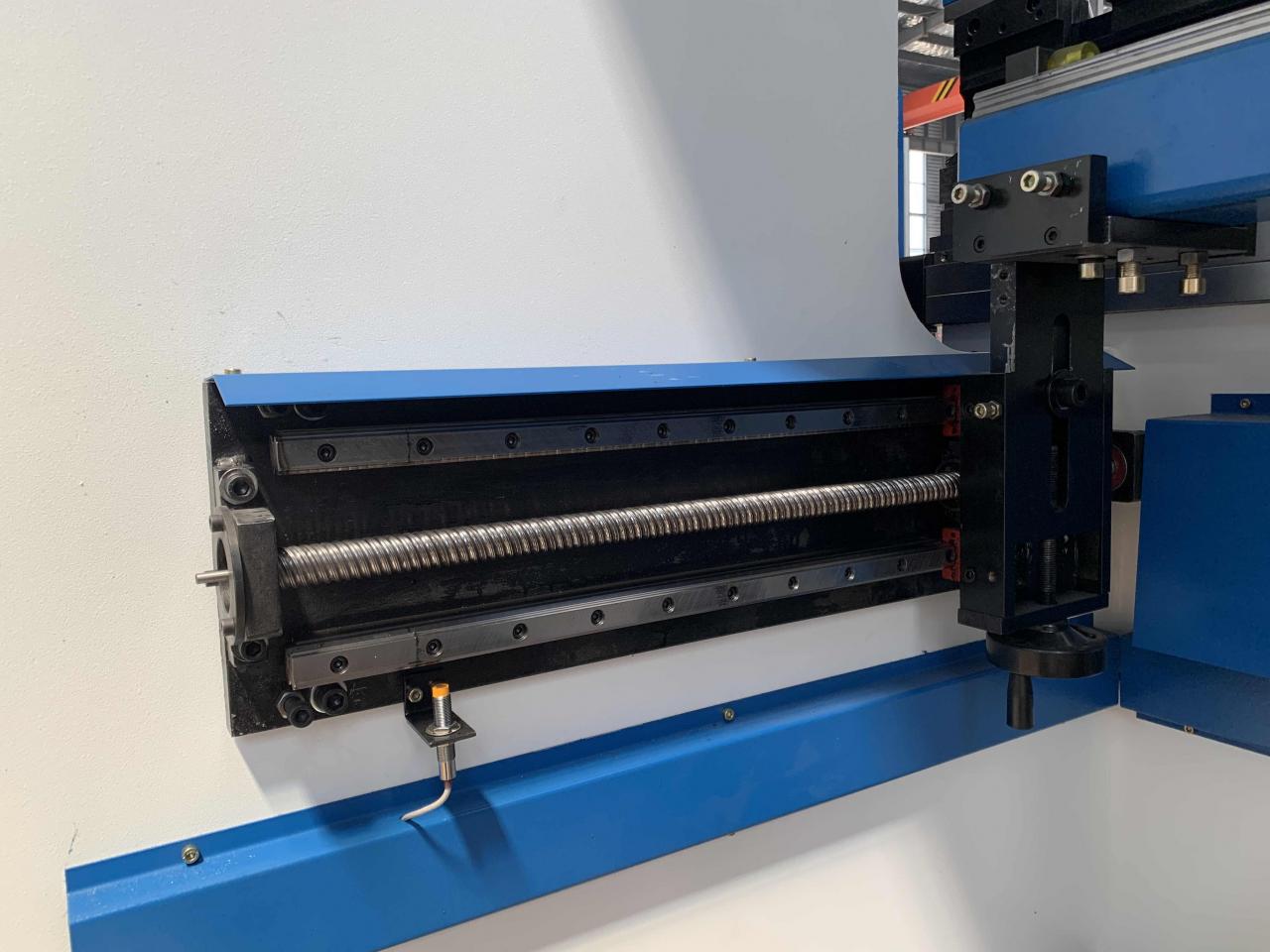 160t-4000 4-axis Cnc Hydraulic Bending Machine Press Brake Brek Tekan Mesin Lentur Hidraulik 160t-4000 4 paksi Cnc