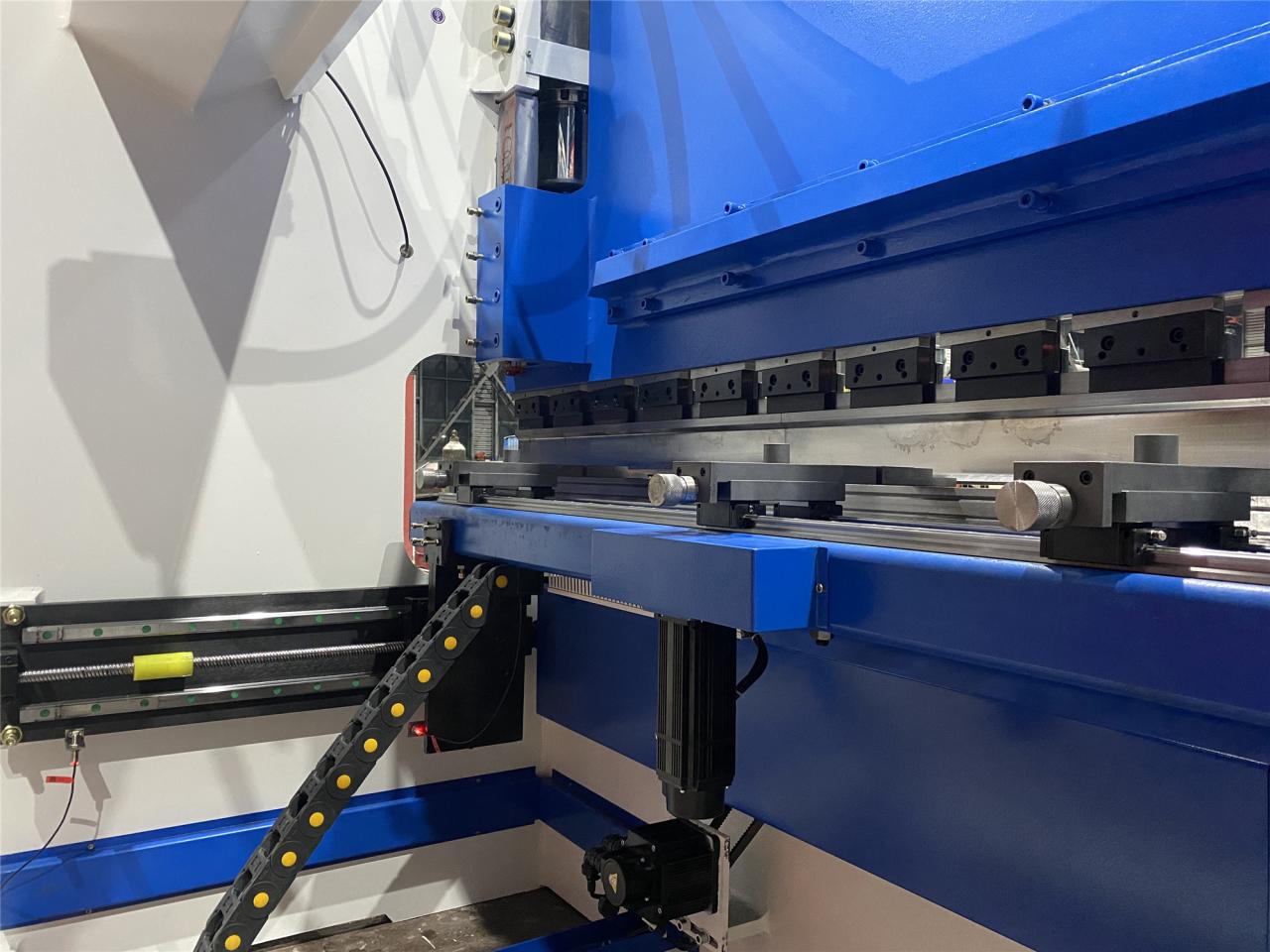 160t-4000 4-axis Cnc Hydraulic Bending Machine Press Brake Brek Tekan Mesin Lentur Hidraulik 160t-4000 4 paksi Cnc