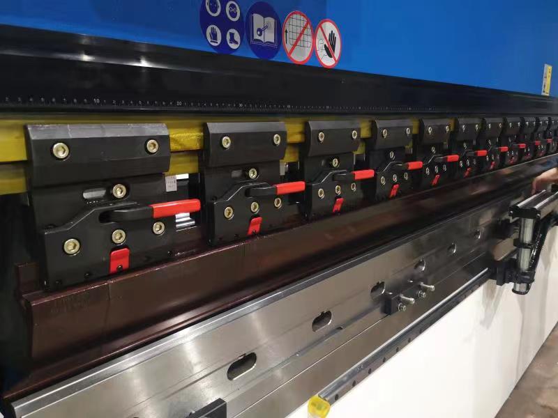 160t-4000 4-axis Cnc Hydraulic Bending Machine Press Brake Brek Tekan Mesin Lentur Hidraulik 160t-4000 4 paksi Cnc