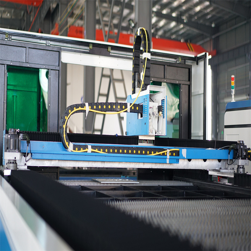 Mesin Pemotong Laser Logam 2000w Cnc Sheet Metal Fiber Laser Cutting Machine