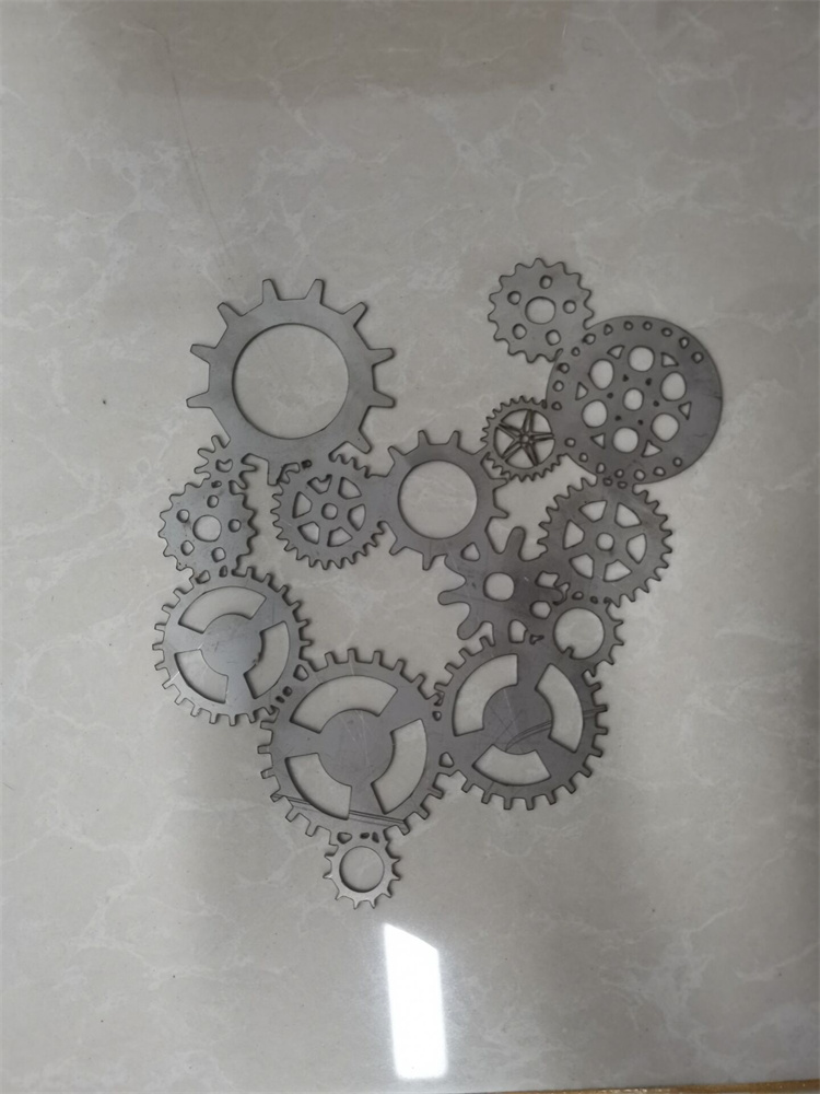 3015 Copper Carbon Stainless Steel Aluminum Iron Metal Cnc Fiber Laser Cutting Machine 3015 Tembaga Karbon Keluli Tahan Karat Aluminium Besi Logam Cnc Mesin Pemotong Laser Gentian