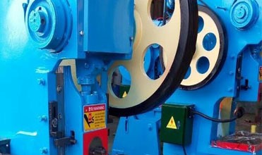 400 Ton Small Pneumatic Power Punch Press Mechanical Eccentric Punching Machine 400 Tan Mesin Penebuk Kuasa Pneumatik Kecil Mesin Penebuk Sipi Mekanikal