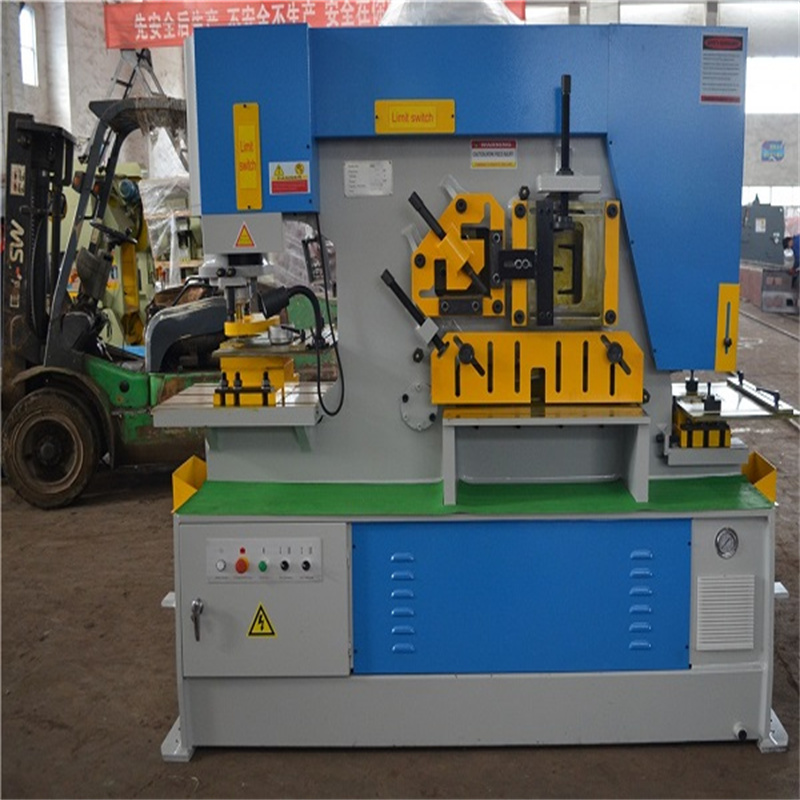 Kerja Besi Sejuk 65 Tan 250t 120t Tan 90 Cnc 120 Tan Pekerja Besi Hidraulik Dwi Silinder