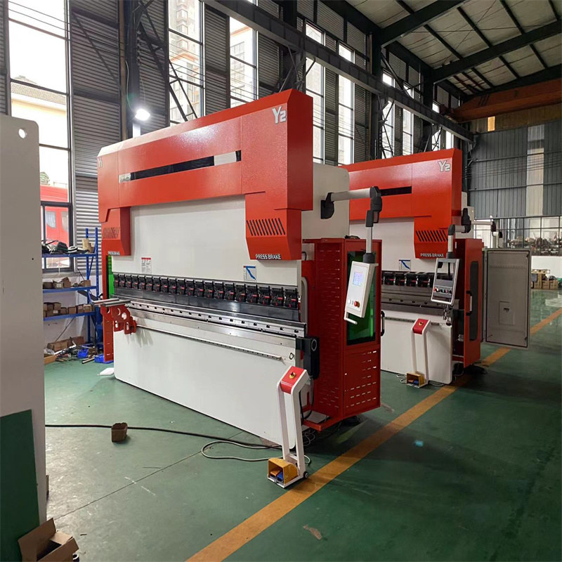 Wc67k Cnc Hydraulic Press Brake Bending Machine Mesin Brek Press