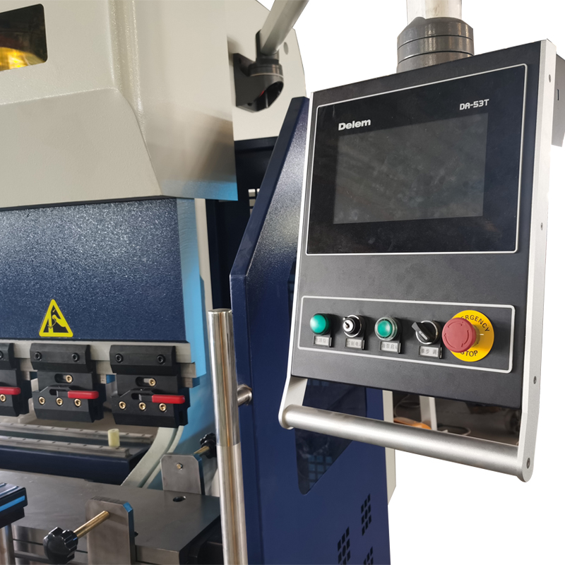 China Metal Hydraulic Press Brake Machine With Reasonable Price Mesin Brek Tekan Hidraulik Logam China Dengan Harga Yang Berpatutan