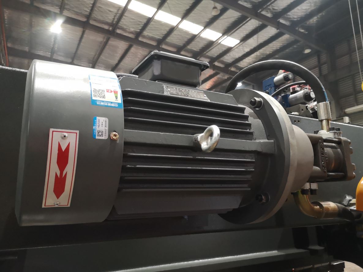 Delem Da66t 125 3+1 4+1 6+1 8+1 Cnc Hydraulic Press Brake For Metal Plate Bending Delem Da66t 125 3+1 4+1 6+1 8+1 Cnc Hydraulic Press Brek Untuk Lenturan Plat Logam