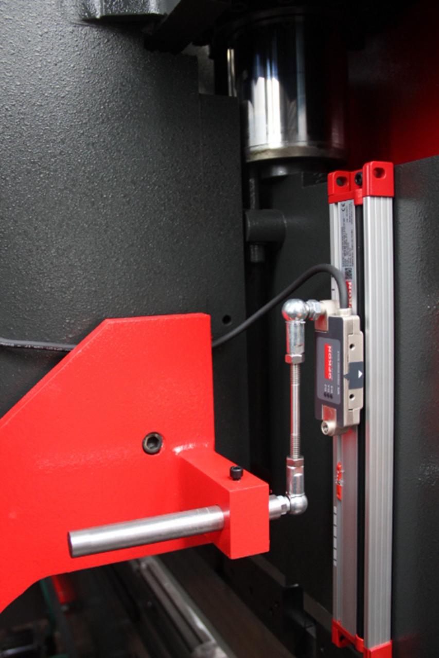 Delem Da66t 125 3+1 4+1 6+1 8+1 Cnc Hydraulic Press Brake For Metal Plate Bending Delem Da66t 125 3+1 4+1 6+1 8+1 Cnc Hydraulic Press Brek Untuk Lenturan Plat Logam