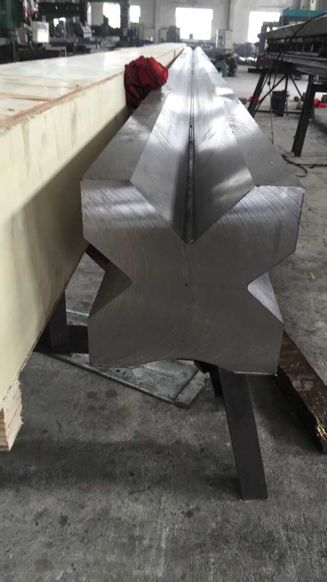 Mesin Lentur Lembaran Kuasa Tinggi Automatik Penuh Dan Mesin Brek Tekan Cnc