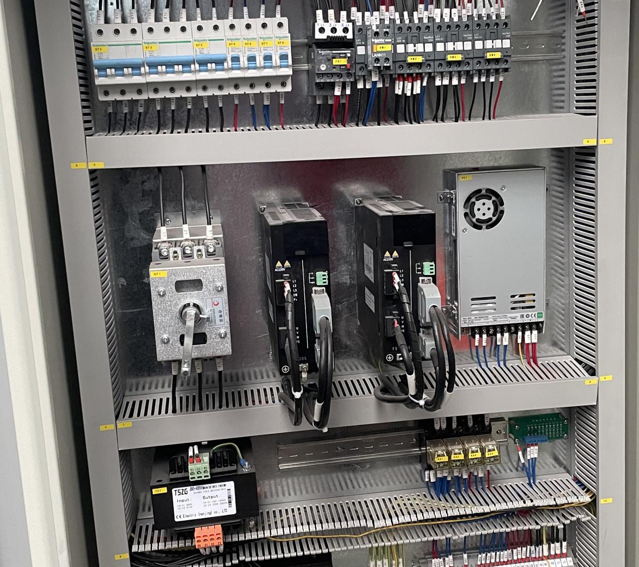 High Quality 3m Press Brake Machine Hydraulic 100 Ton For Sheet Metal Bending Mesin Brek Tekan 3m Berkualiti Tinggi Hidraulik 100 Tan Untuk Lenturan Lembaran Logam