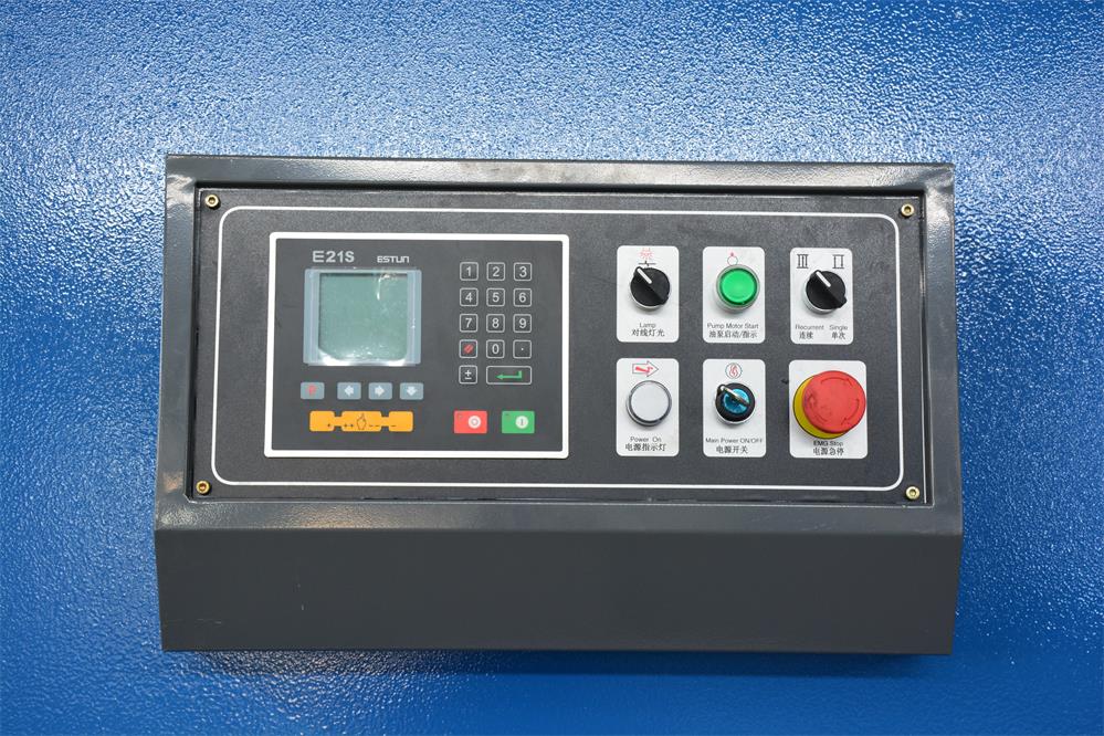 Hydraulic Pendulum Shearing Machine Cnc Automatic Guillotine Shearing Machine Mesin Gunting Hidraulik Pendulum Cnc Mesin Gunting Guillotine Automatik