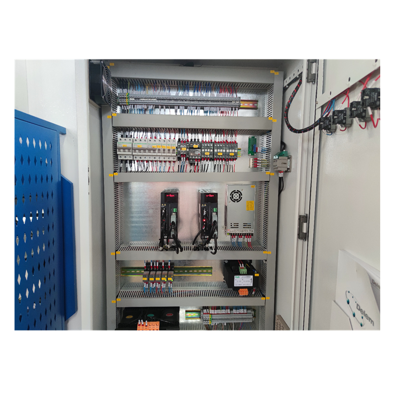 Hydraulic Press Brake Of 130t/3200mm 4+1 Axis Delem Da53t Cnc Press Brake Brek Tekan Hidraulik 130t/3200mm 4+1 Paksi Delem Da53t Brek Tekan Cnc