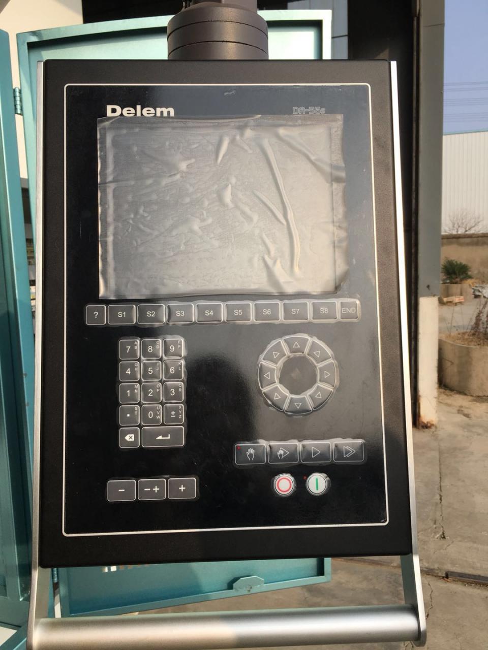 Hydraulic Stainless Steel Wc67y/k-300/6000 Mould Crowning Press Brake Keluli Tahan Karat Hidraulik Wc67y/k-300/6000 Acuan Brek Penekan Mahkota