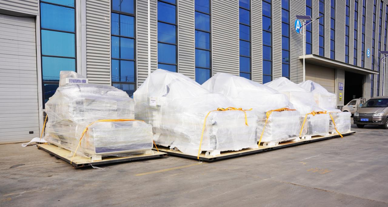 Laser Source 2000w 3000w Fiber Laser Cutting Machine Mesin Pemotong Laser Gentian Sumber Laser 2000w 3000w