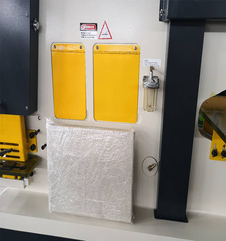 Metal Cutting Hydraulic Steelworkers Machine For Punching Cropping Notching Cutting Mesin Pekerja Keluli Hidraulik Memotong Logam Untuk Menebuk Pemotongan Pemotongan Torehan