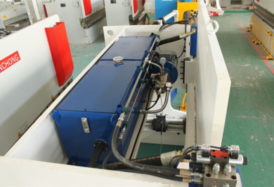 Wc67yk 80 100 160 200 Ton 3200mm E21 Nc Sheet Metal Oil Hydraulic Press Brake Price Wc67yk 80 100 160 200 Tan 3200mm E21 Nc Lembaran Logam Minyak Hydraulic Press Brek Harga